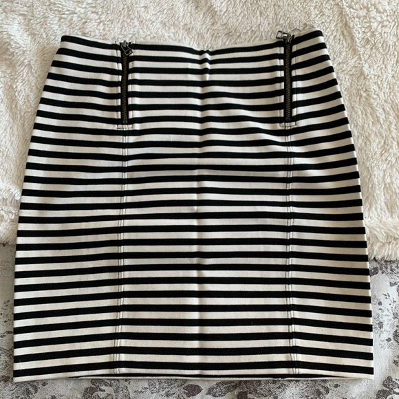 Aritzia closet cleanout - Picture 1 of 6